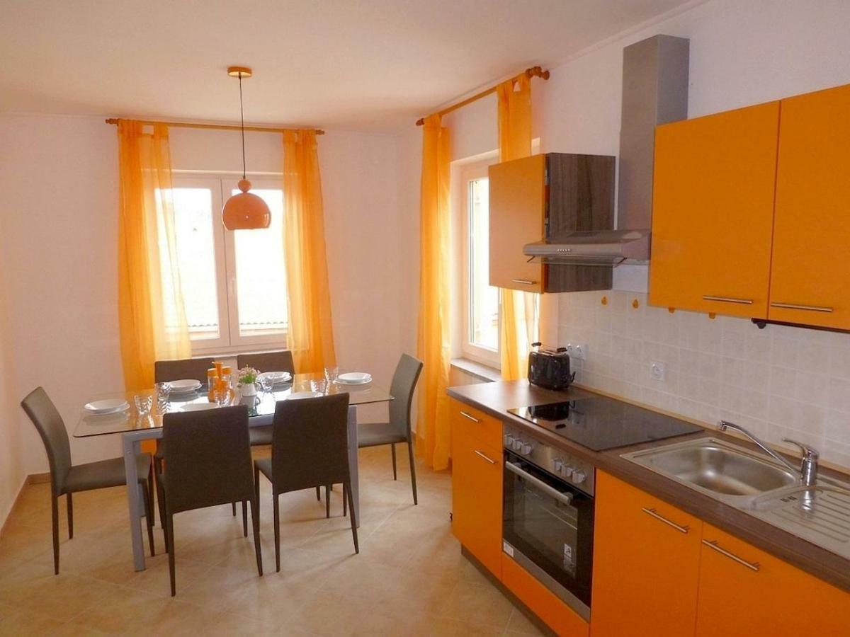 Apartments Kvesic Šilo Eksteriør bilde